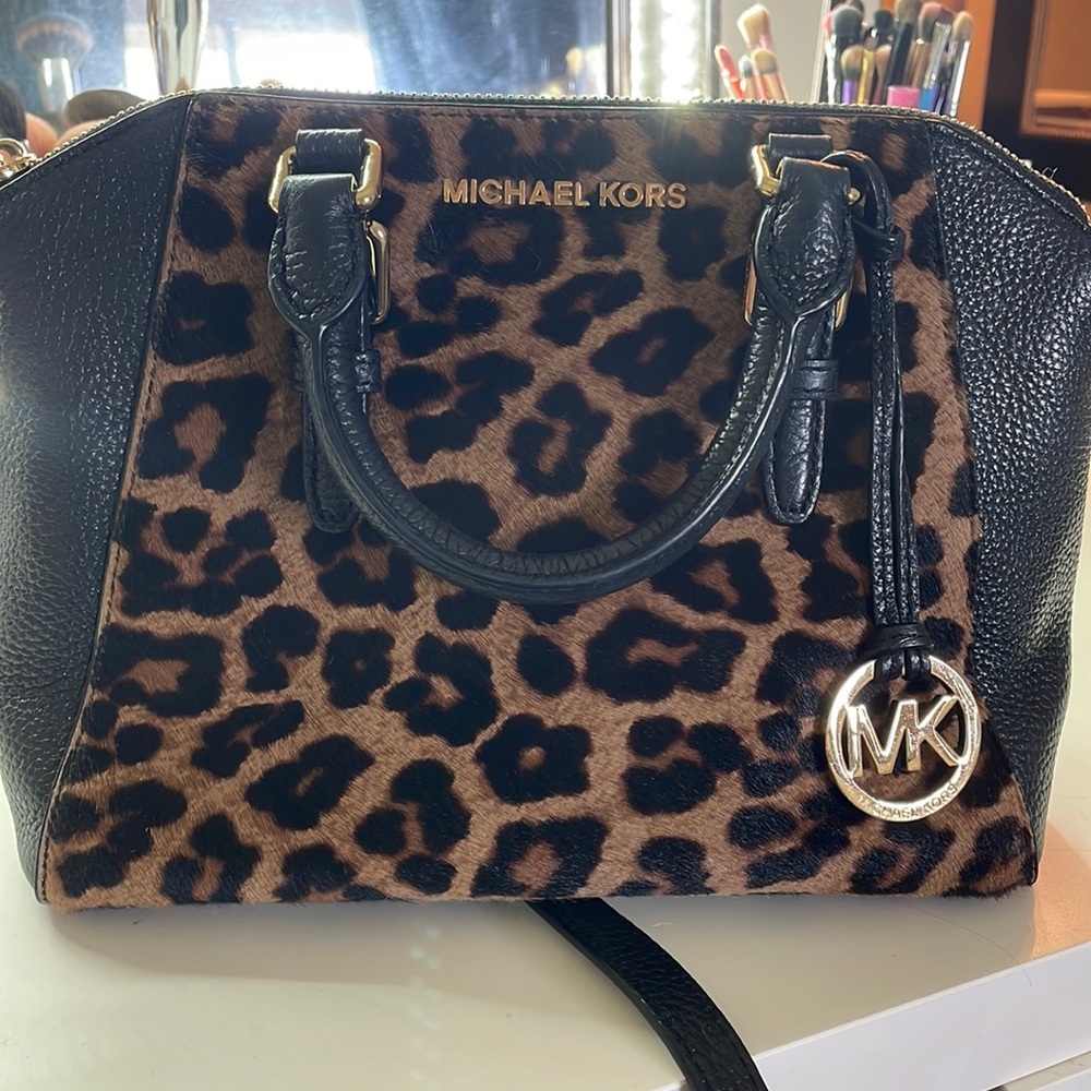 Michael Kors Leopard Crossbody bag